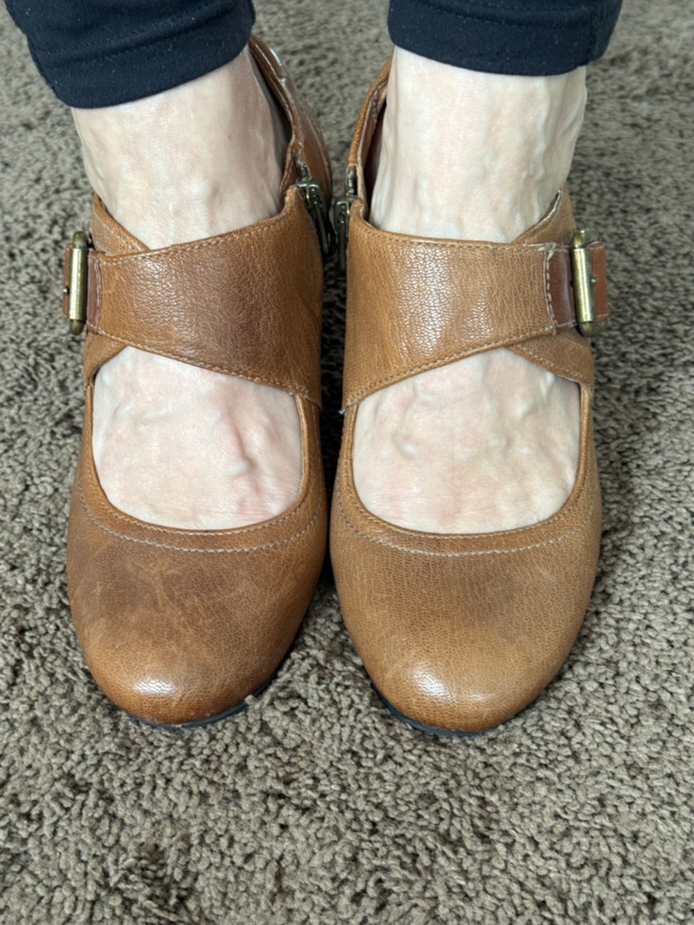 Clarks Women's Tan Mary Jane Heel with Buckle
